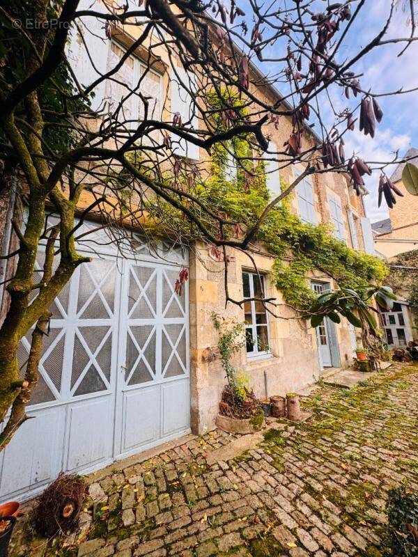 Maison à PREMERY