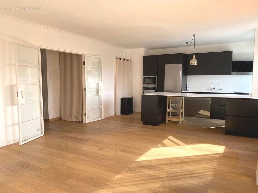 Appartement à LE PERREUX-SUR-MARNE
