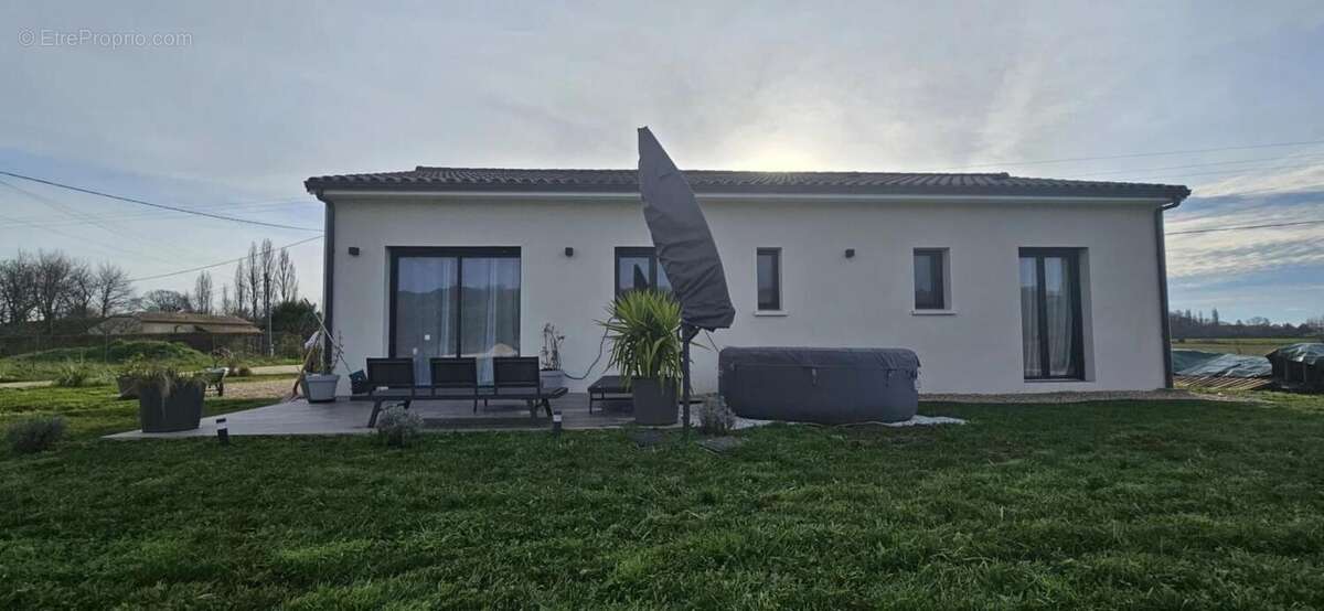 Maison à SAINT-GERMAIN-ET-MONS