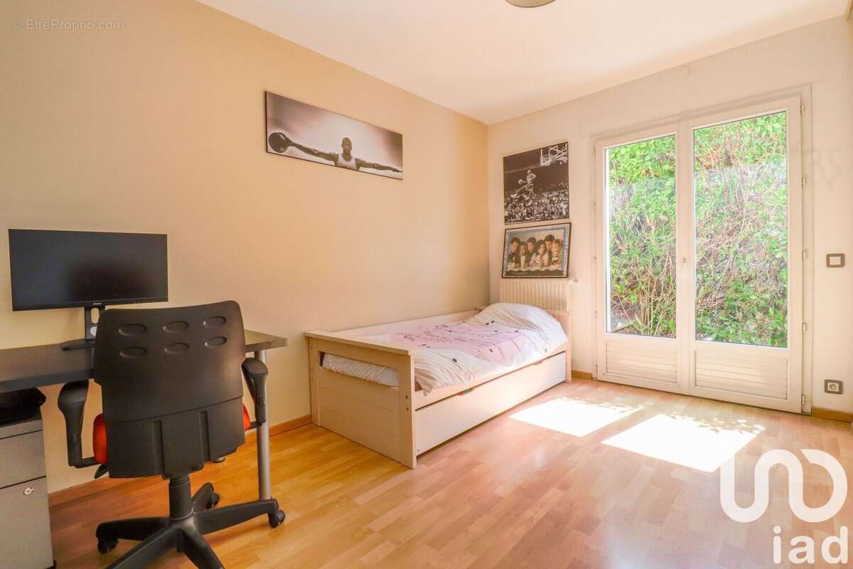 Photo 9 - Maison à MORANGIS