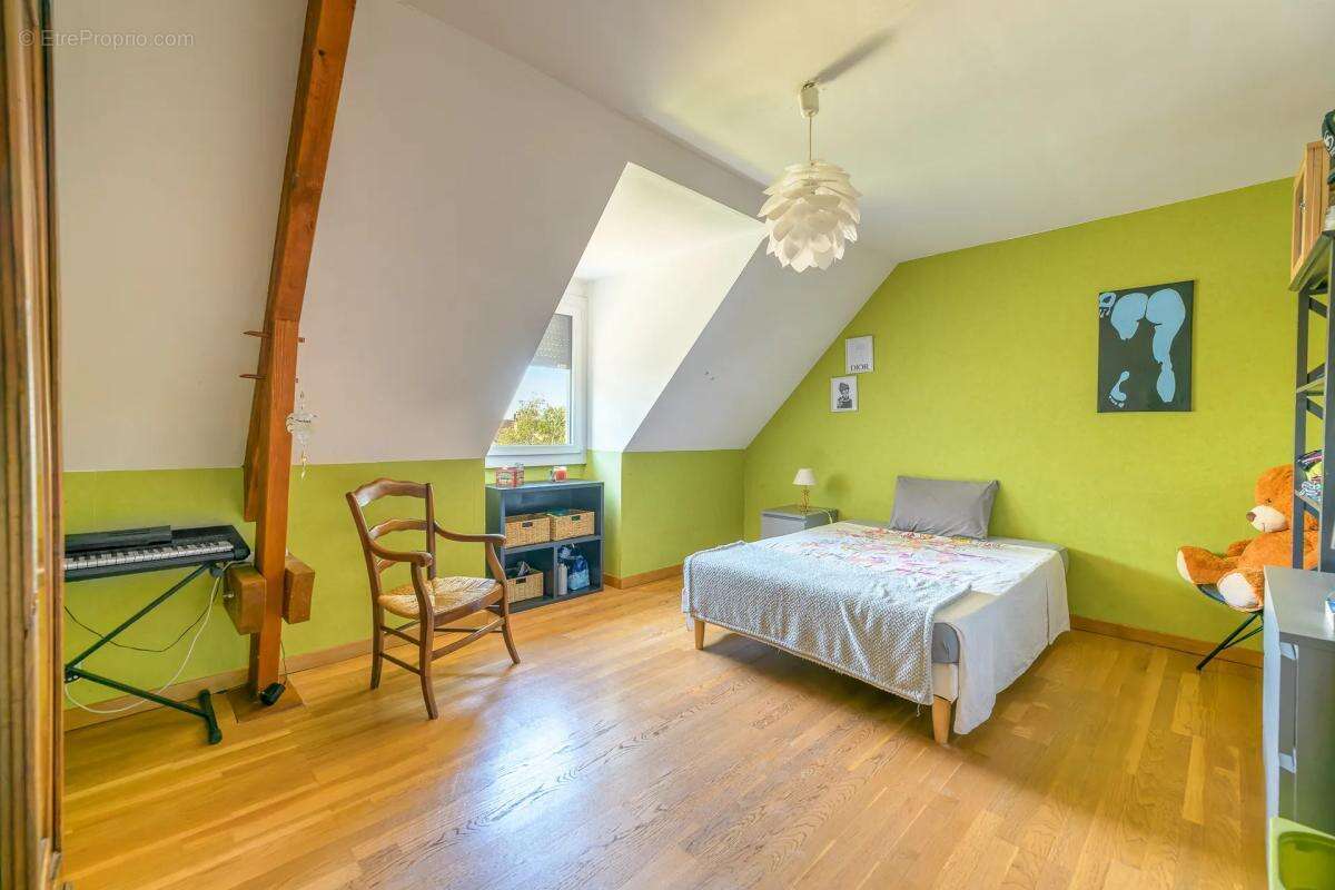Maison de 7 pièces de 168 m² à Meslay - photo 15