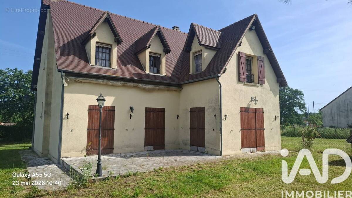 Photo 1 - Maison à LA BRUERE-SUR-LOIR