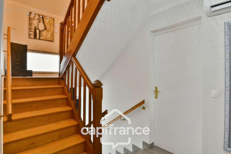 Maison à DAMMARTIN-EN-GOELE