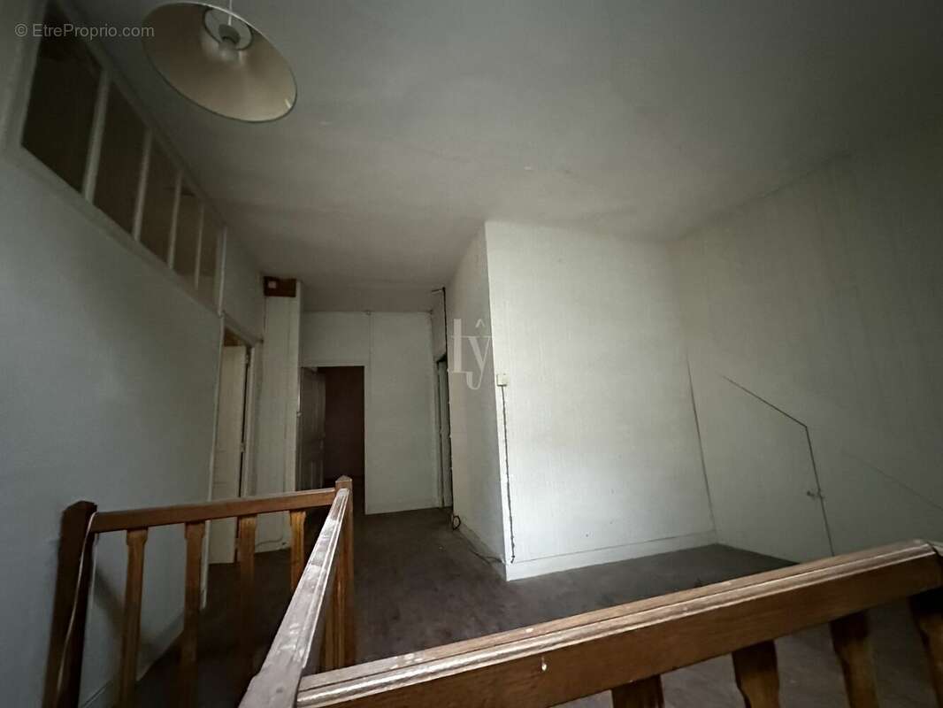 Maison à SAINT-GERMAIN-LES-BELLES