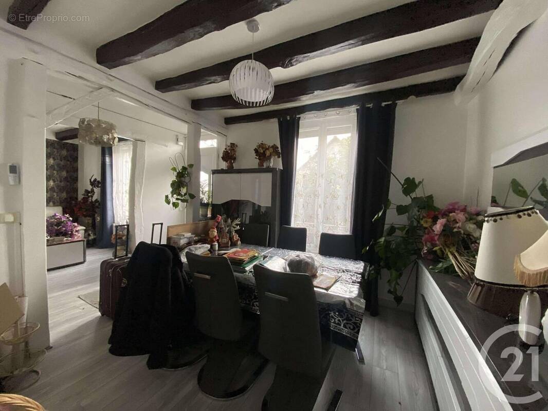 Maison 80 m² à Tremblay-En-France  - photo 3