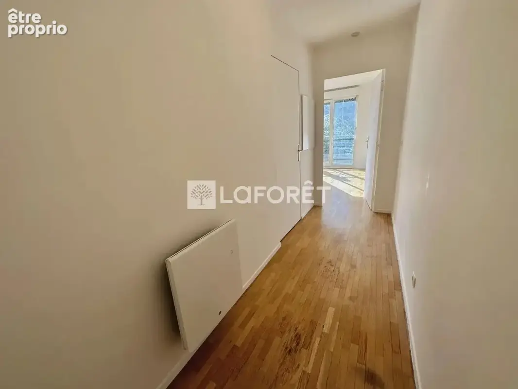 Appartement - 2 pièces - 38.32 m2 - Villejuif - photo 5
