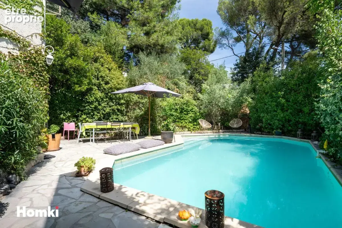 Maison/Villa T5 de 107 m² à Villeneuve-lès-Avignon 30400 - photo 2