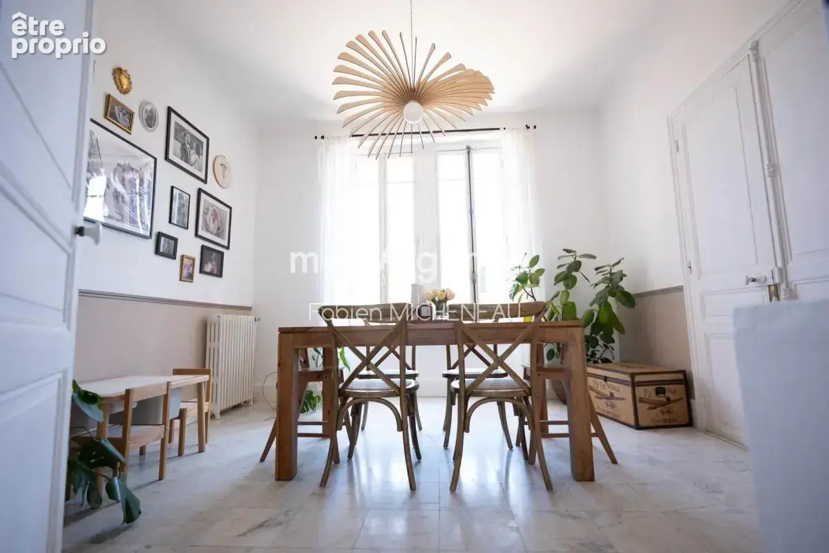 Maison de Maître - Le May sur Evre - 202 m2 - 4 chambres - photo 4