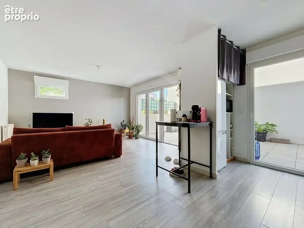 SAINT-JEAN DE VEDAS - DUPLEX de 82 m² avec deux terrasses - photo 5