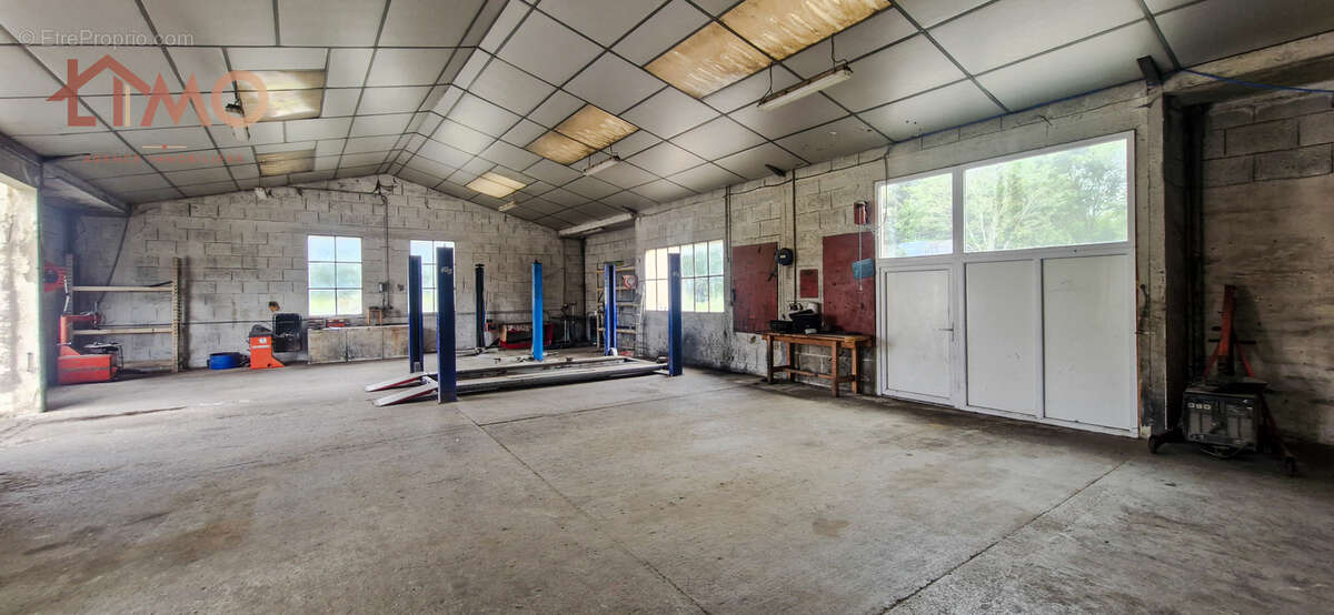 n°3 - Maison à LES CARS