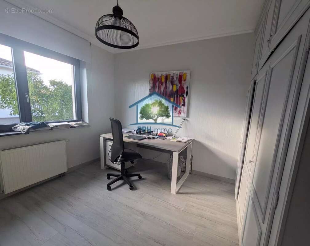 OBERMODERN (67) - Maison 130m² (165m² au sol) avec Cave, Dépendances (160m²) et Jardin sur 10.30 ares - photo 11