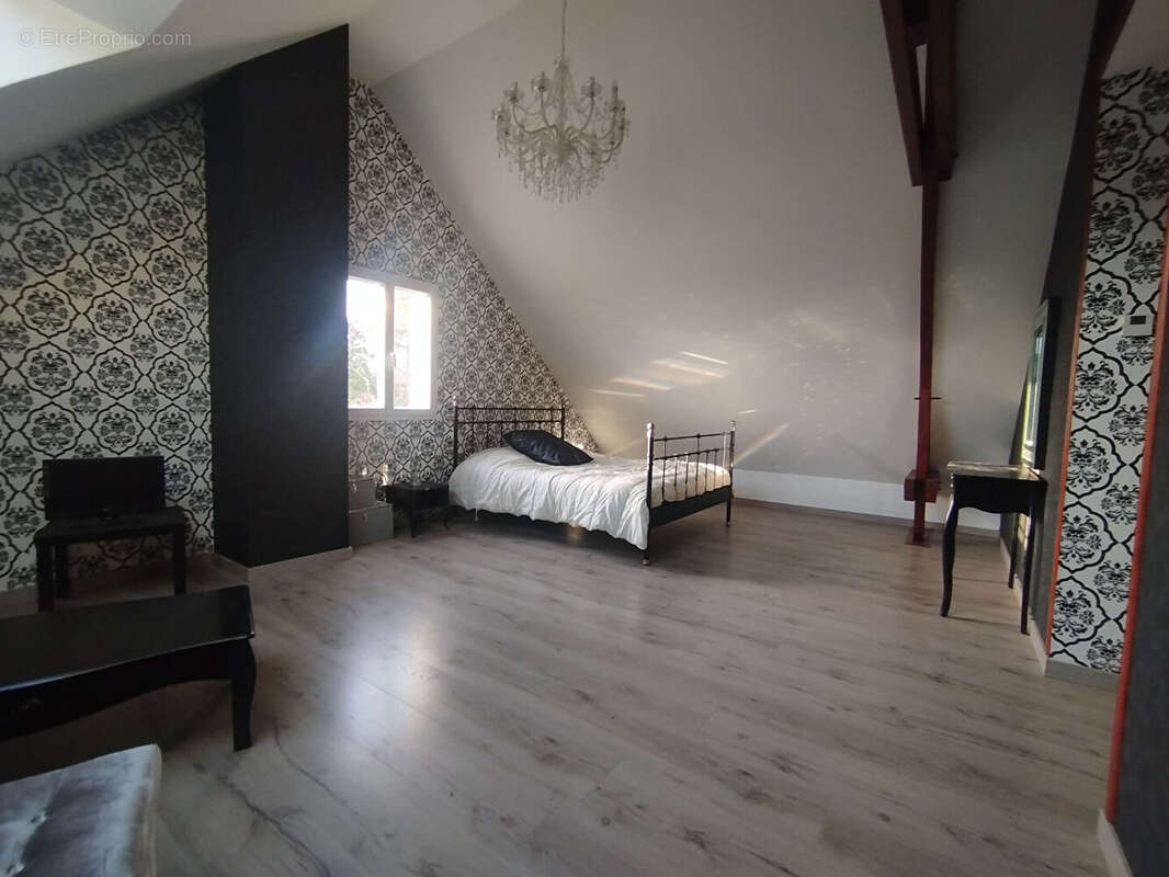 Maison à MONTLOUIS-SUR-LOIRE