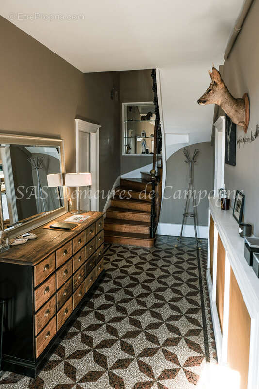 Maison à SAINT-SATUR