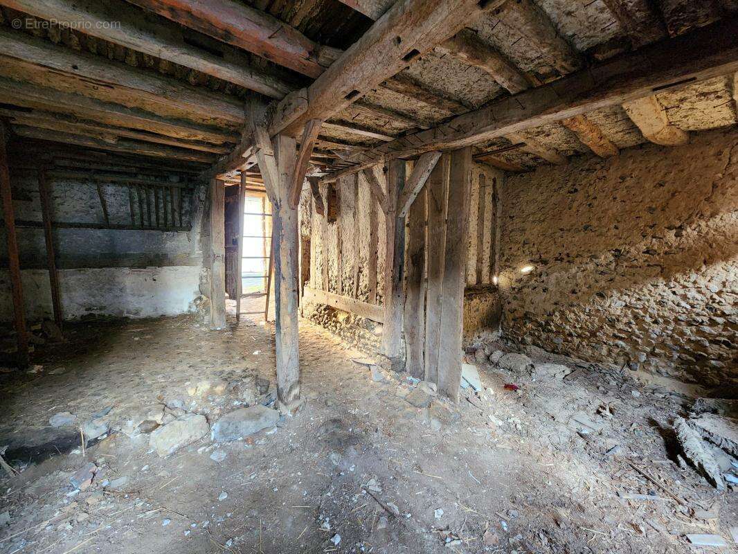 Commerce à MONDOUBLEAU