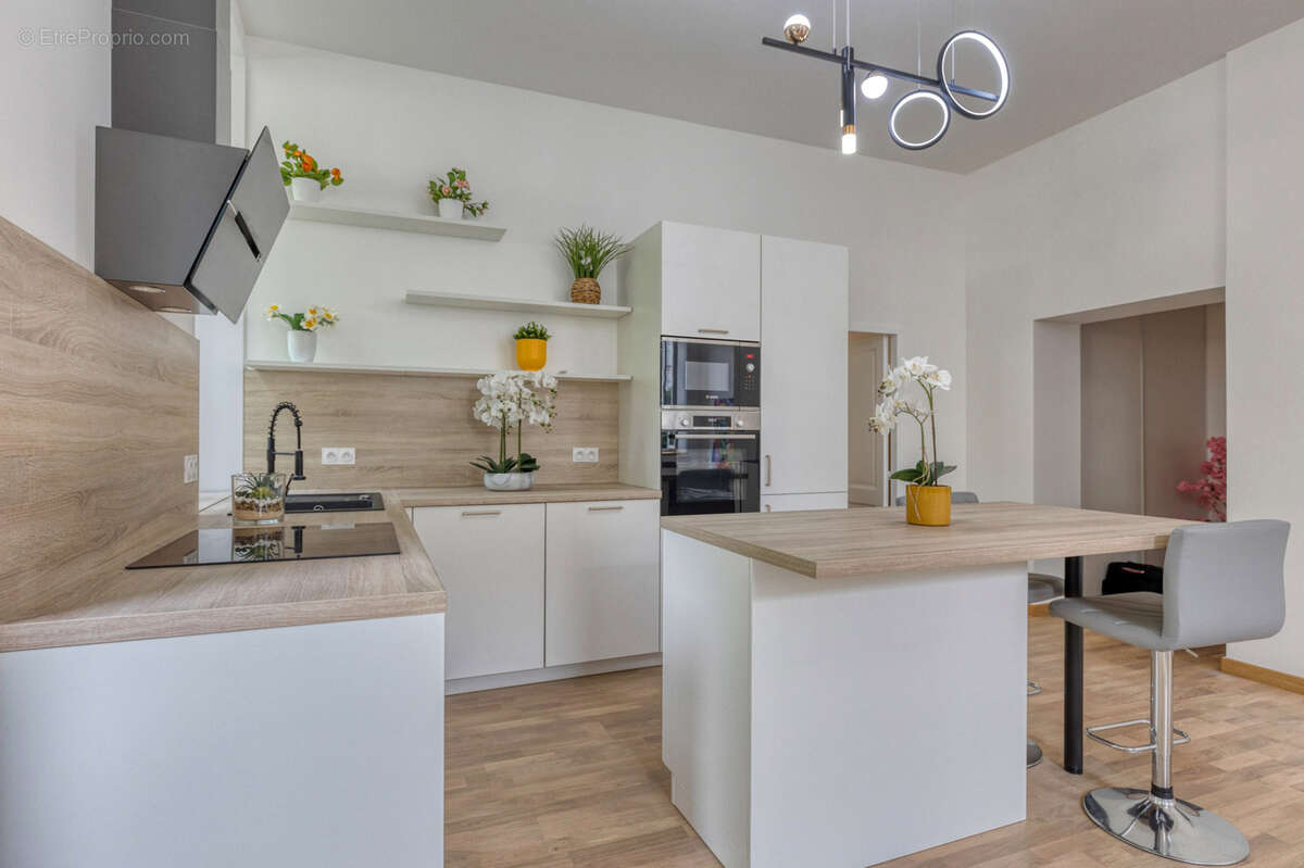 Appartement à CORENC