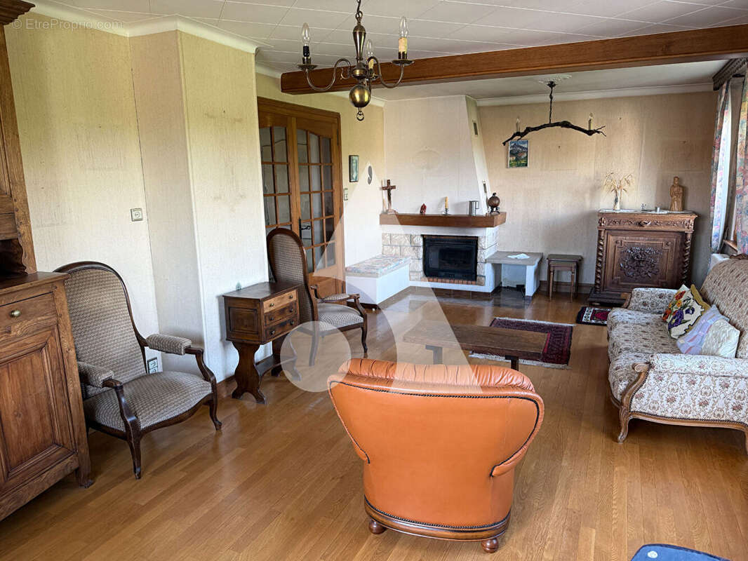 Maison Delle 8 pièce(s) 154 m2 - photo 6