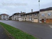 Maison à AY-SUR-MOSELLE
