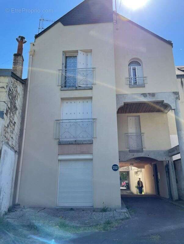 Chinon Faubourg St Jacques - appartement T4 - photo 7