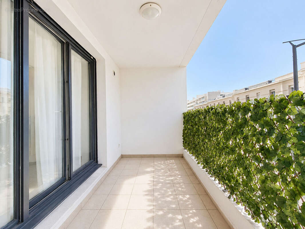Appartement à MARSEILLE-7E