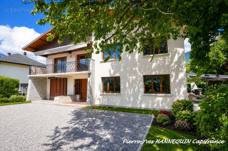 Maison à ALBERTVILLE