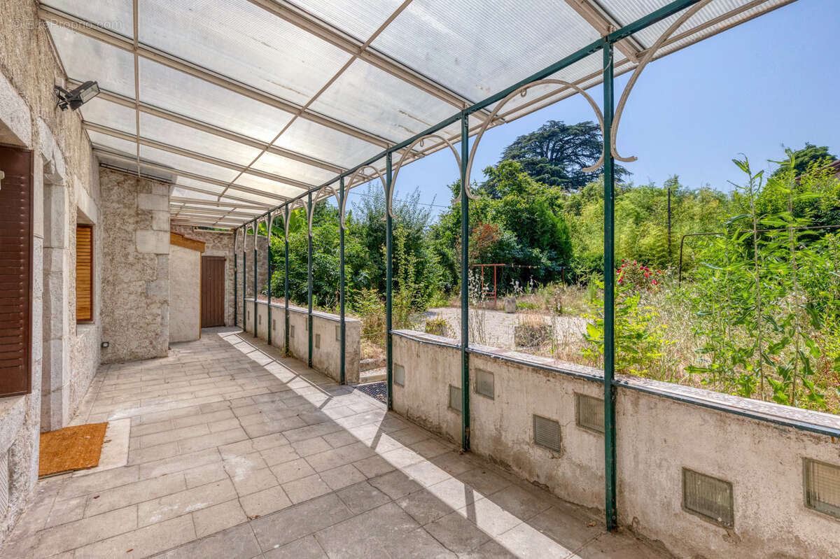 Appartement à SASSENAGE