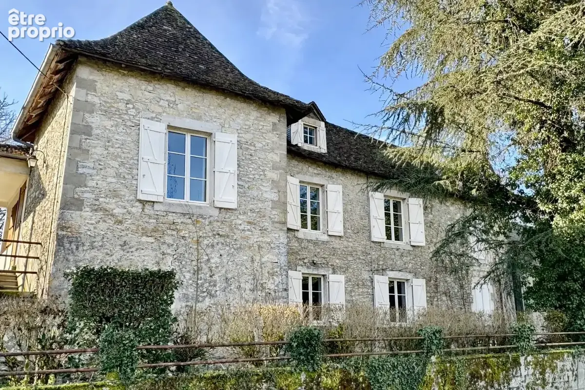 Photo Maison à Creysse au prix de 372 000€