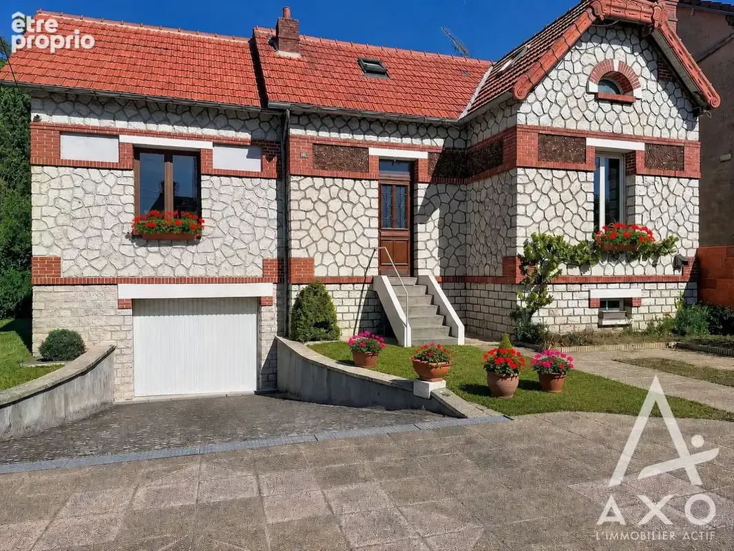 Maison à CHALETTE-SUR-LOING
