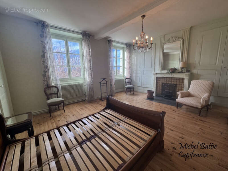 Maison à SAINT-GALMIER