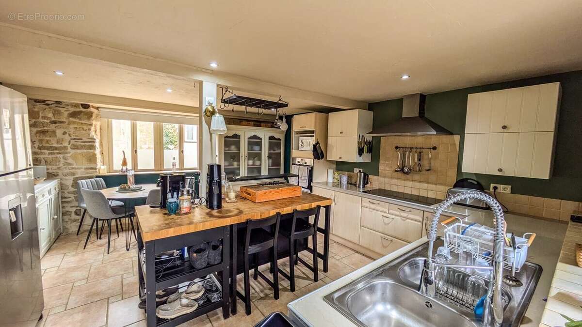 Maison à BEAULIEU-SUR-DORDOGNE