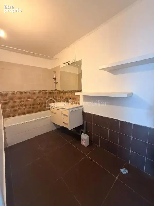 Appartement T3 de 55 m² avec balcon, parking & cave — Idéal 1ᵉʳ achat ou investissement à Aulnay-sous-Bois - photo 10