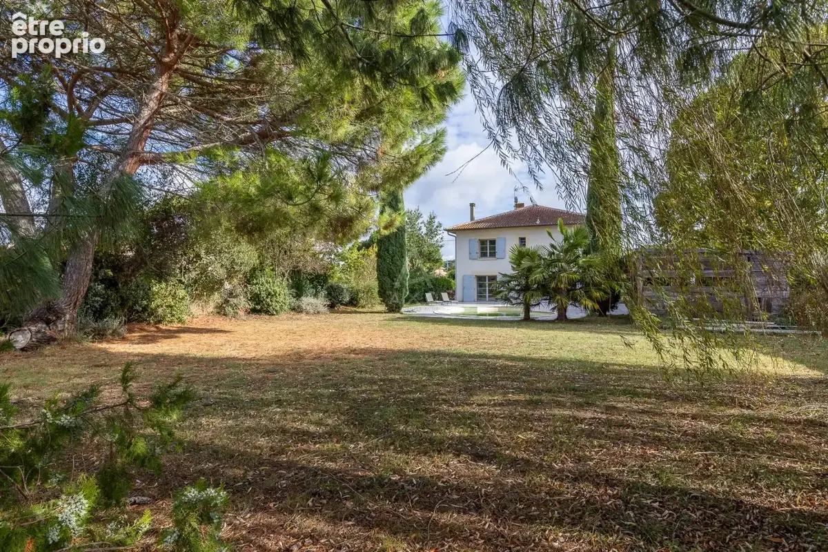 Photo Maison à Grisolles au prix de 395 000€