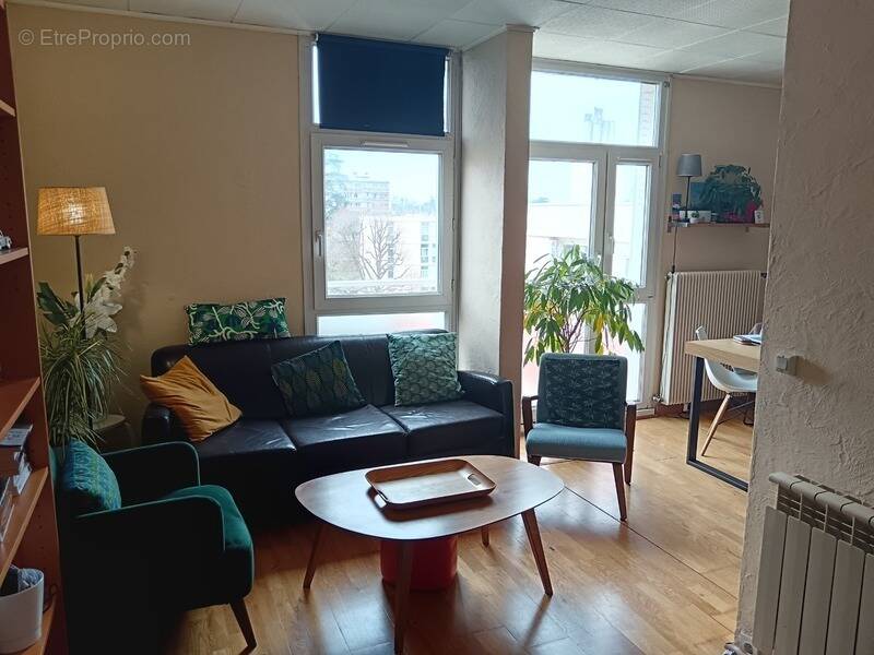 Appartement à LYON-9E