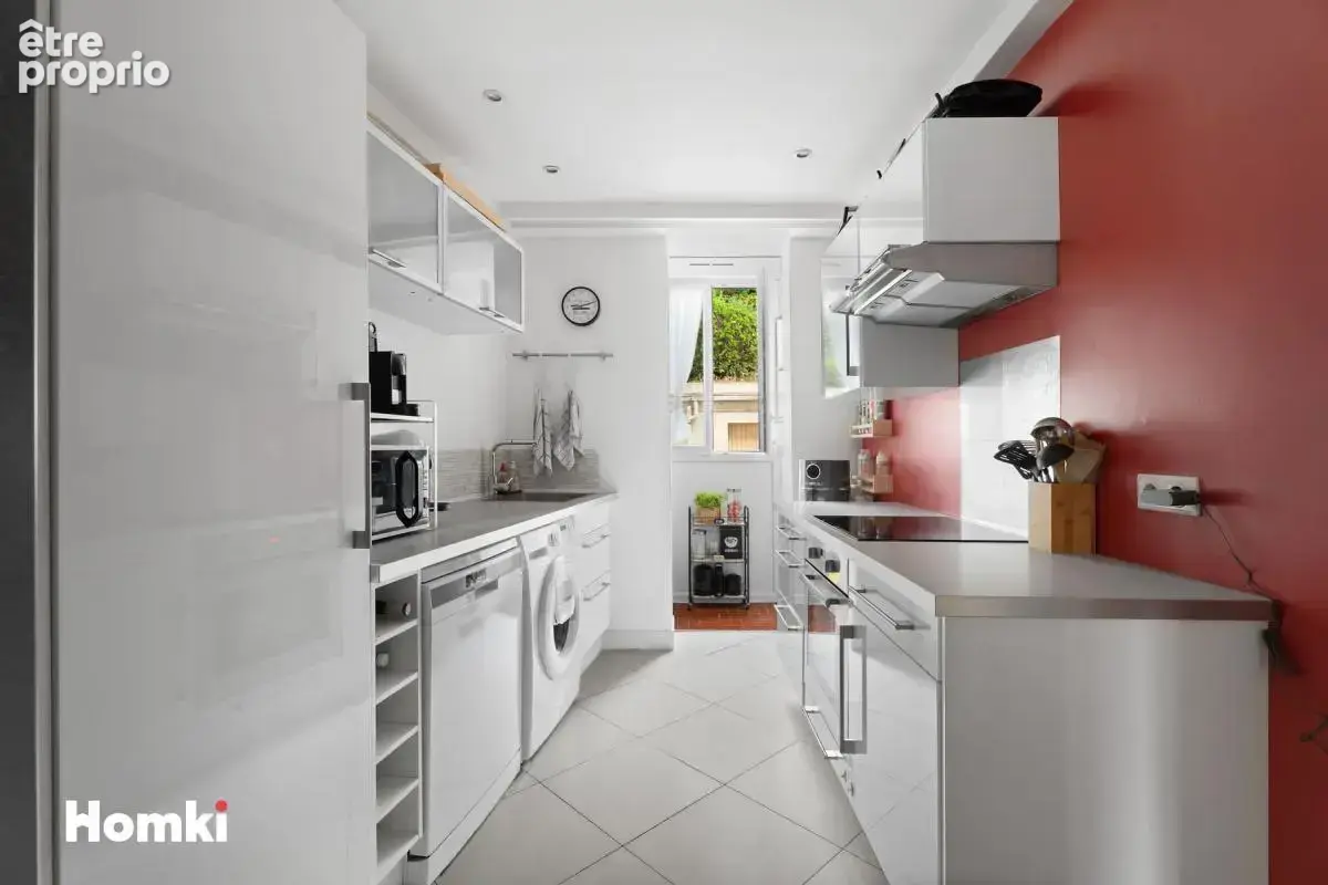 Antibes – Les Châtaigniers  Spacieux 3 pièces de 80,59 m² avec grande terrasse de 26 m² et parking privatif - photo 8