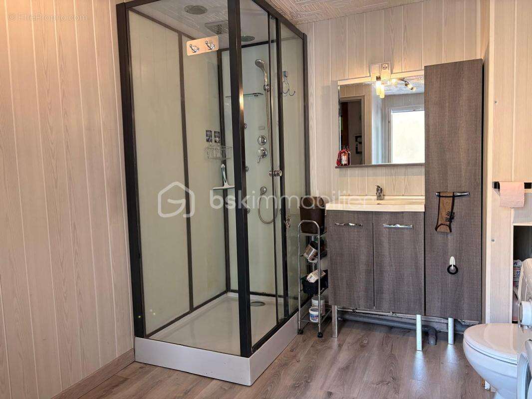 Appartement à CORBEIL-ESSONNES