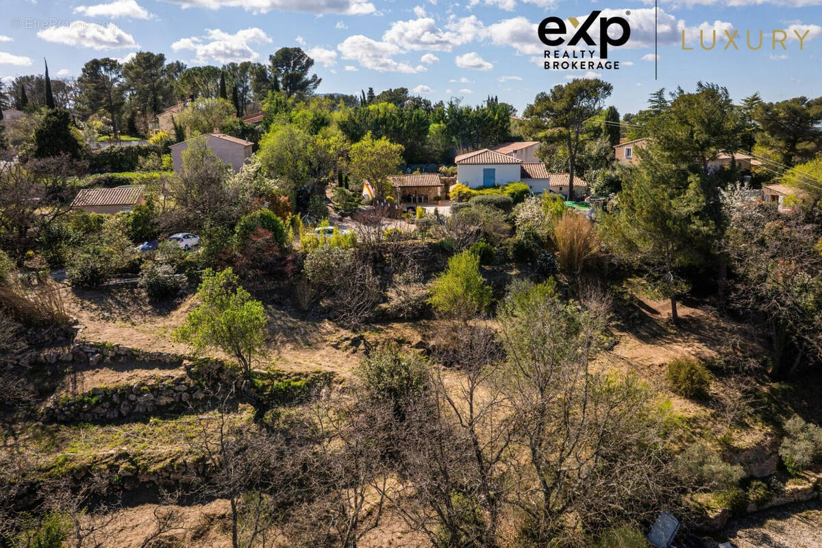 Terrain à BELCODENE