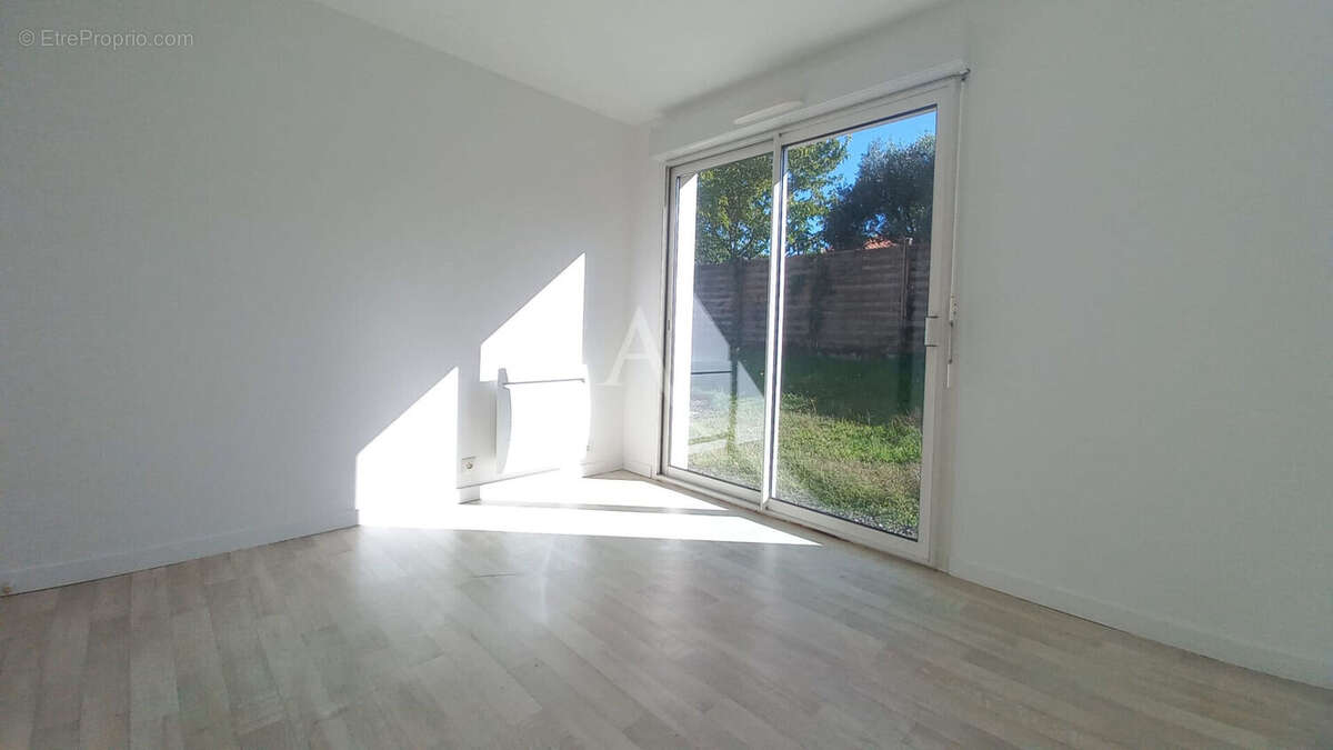 Maison à BOUGUENAIS