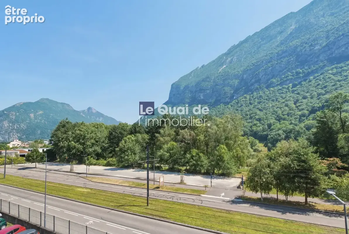 Appartement 70 m² à Saint-Egreve  - photo 6