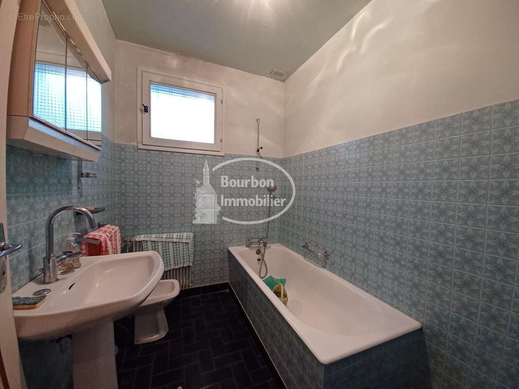 n°7 - Maison à GUEUGNON