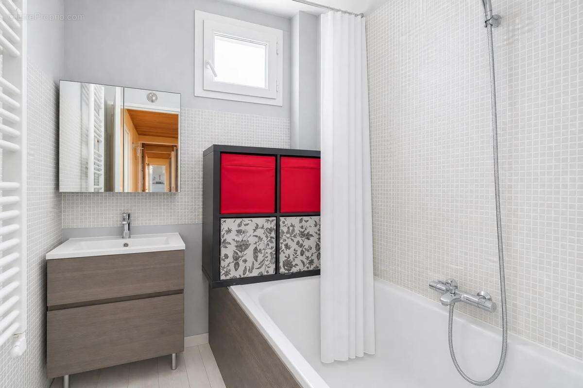 Appartement à COLOMBES