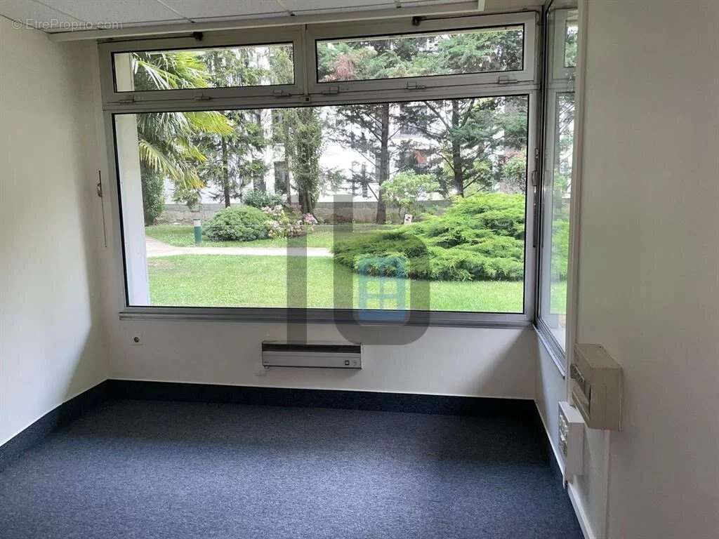 Commerce 197 m² à Neuilly-Sur-Seine  - photo 3