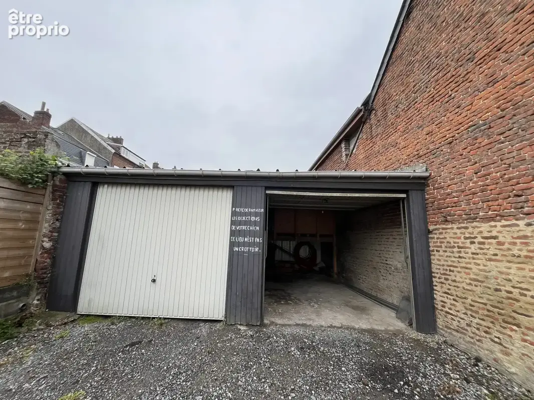 Parking à vendre à Le Cateau-Cambresis (59360) - photo 1