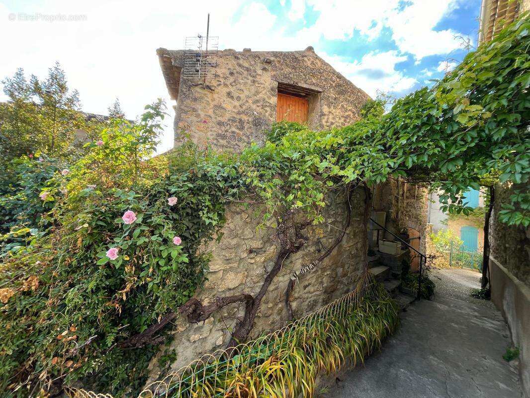 Maison à MOLLANS-SUR-OUVEZE