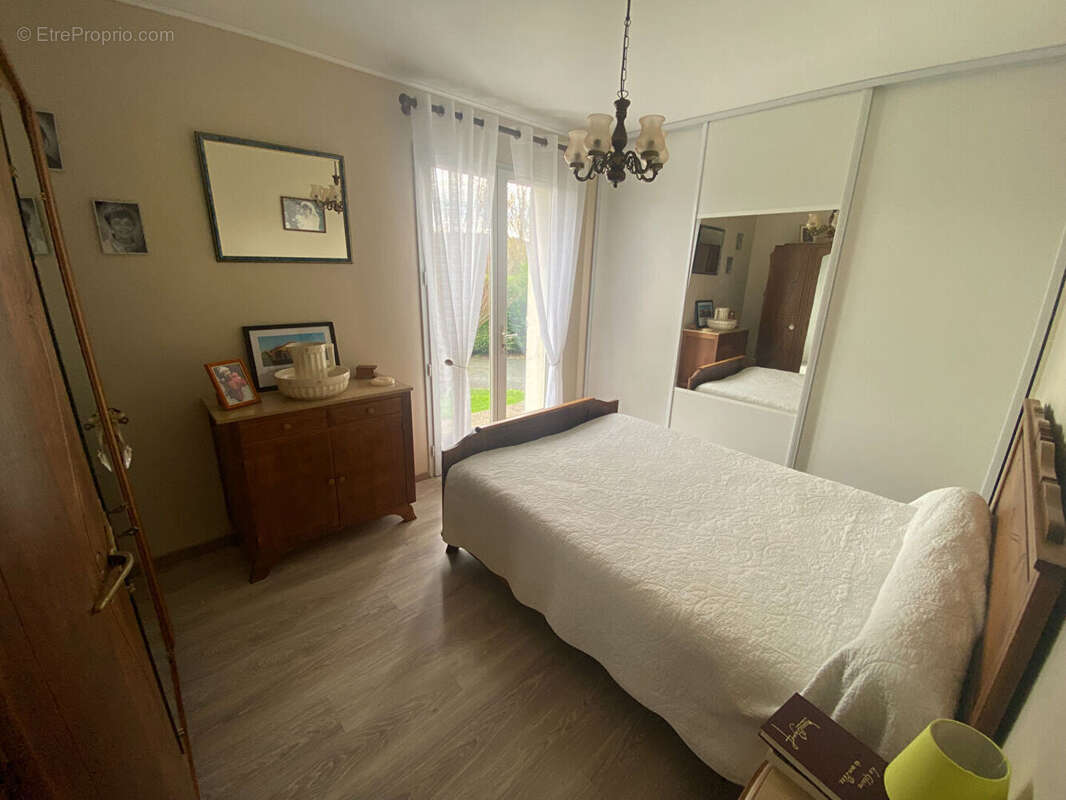 Maison à LA SAUVETAT-DE-SAVERES