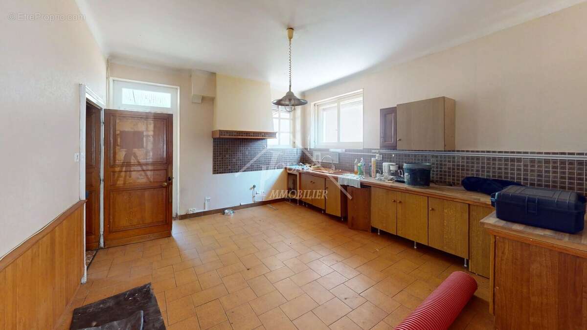 Ensemble immobilier - photo 11