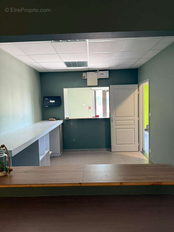 Commerce à BOURG-LES-VALENCE