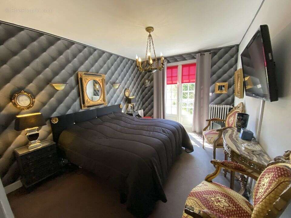 Commerce à CAZAUBON