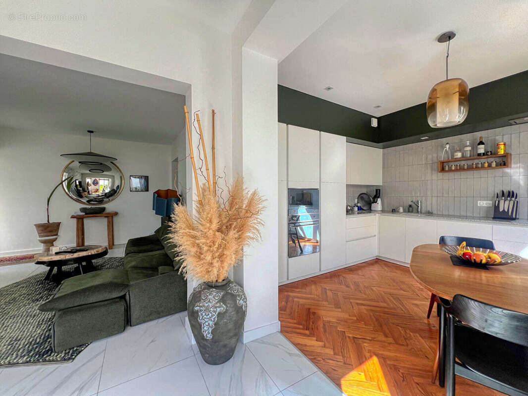 Royan - À 250 m de la plage du Chay - Magnifique appartement rénové avec soin - photo 3