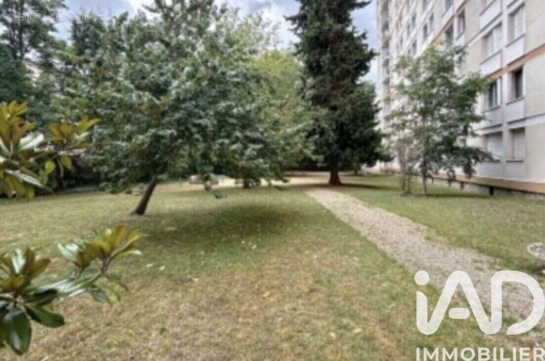 Photo 8 - Appartement à IVRY-SUR-SEINE