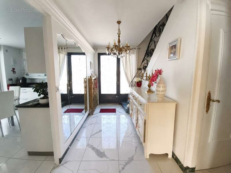 Maison à BEAUVAIS