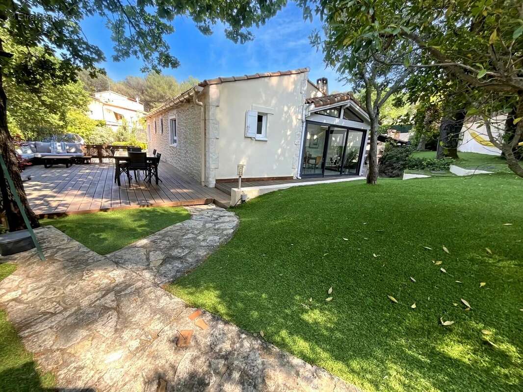 Maison à AUBAGNE